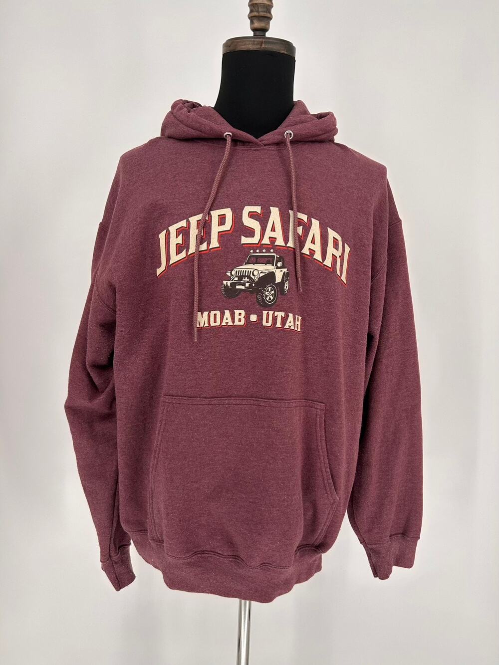 Port & Company Jeep Safari Moab Utah Hoodie Mens XL Maroon Graphic Pullover